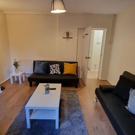 2 Bedroom Apartment In Kennington London Kültér fotó