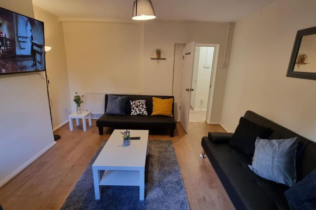 2 Bedroom Apartment In Kennington London Kültér fotó